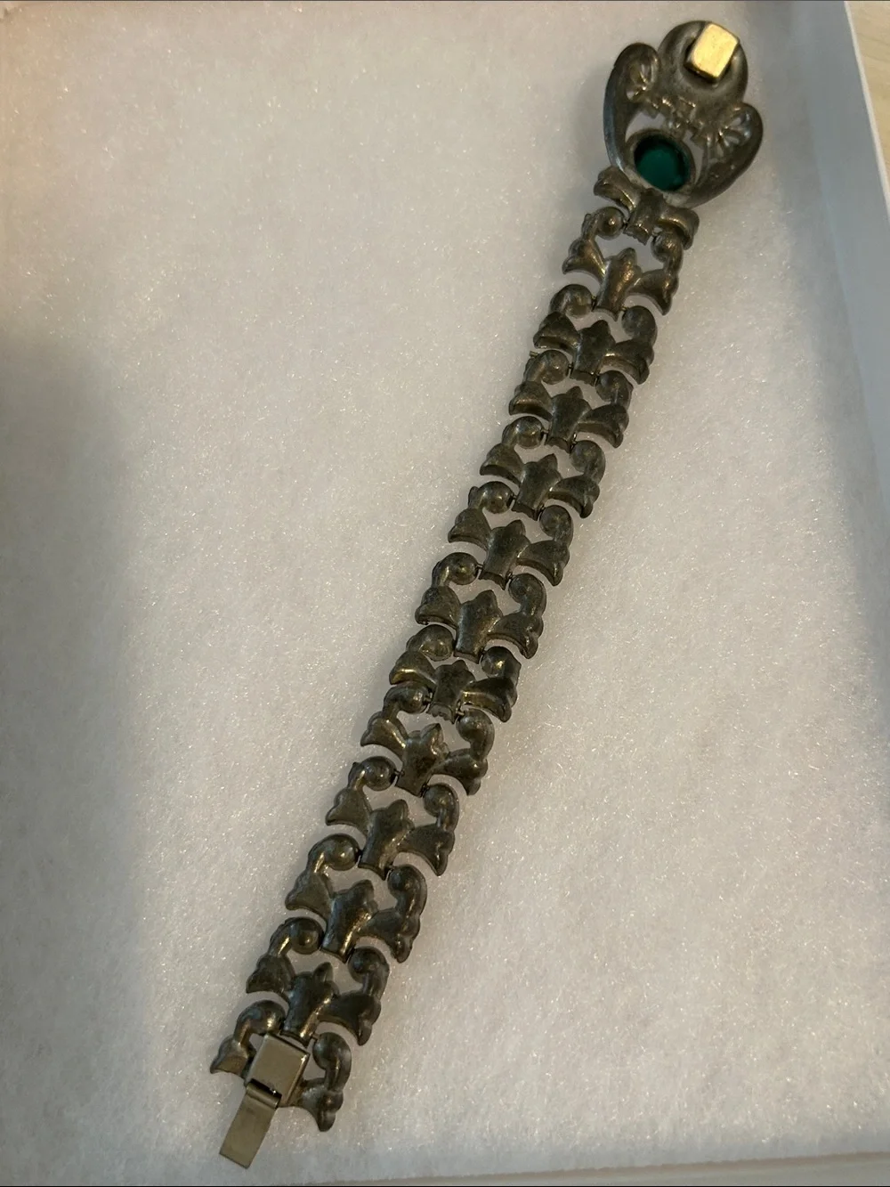 Art Deco Bracelet with Green Cabochon